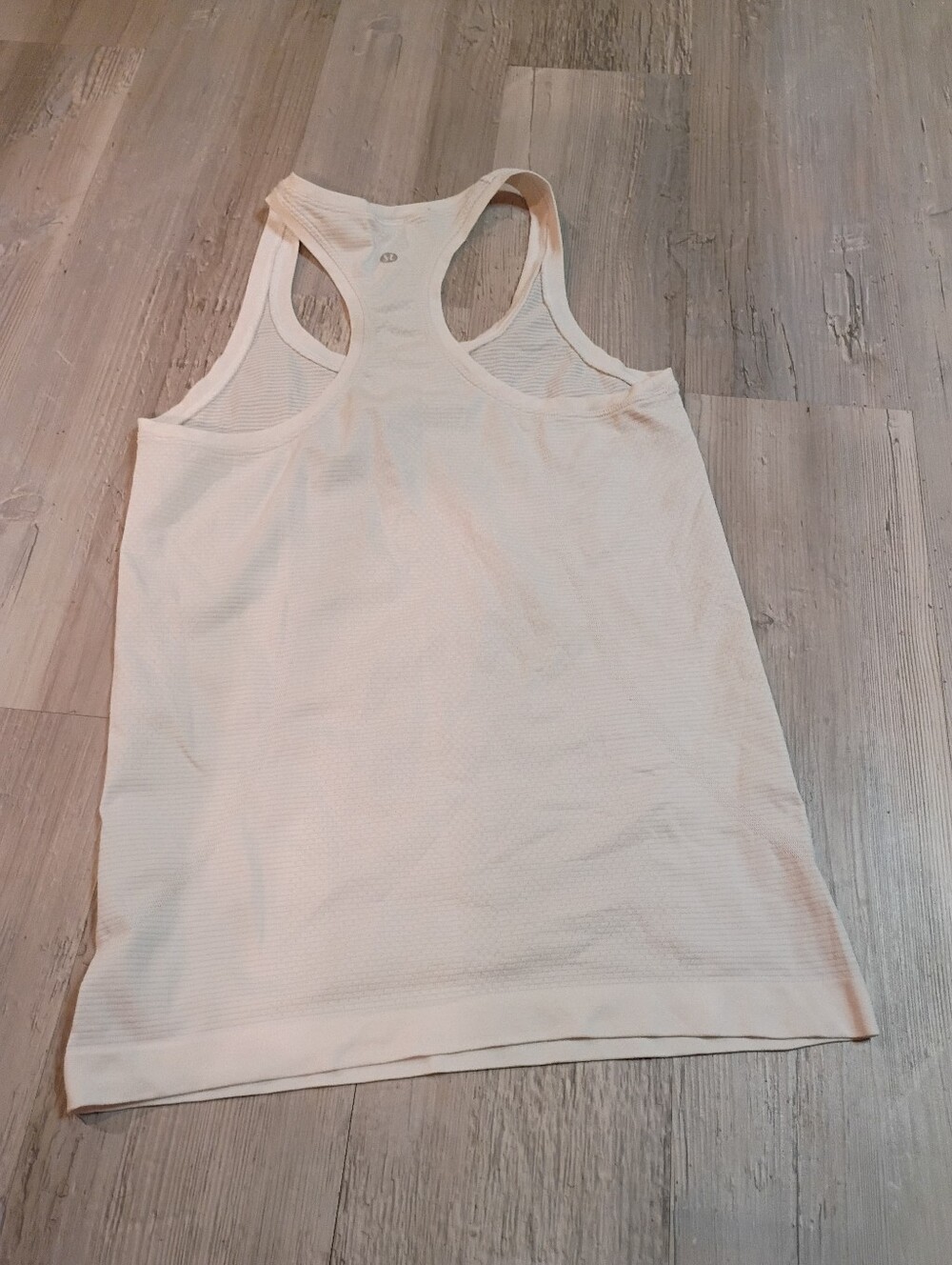 Lululemon - Picture 5 of 7
